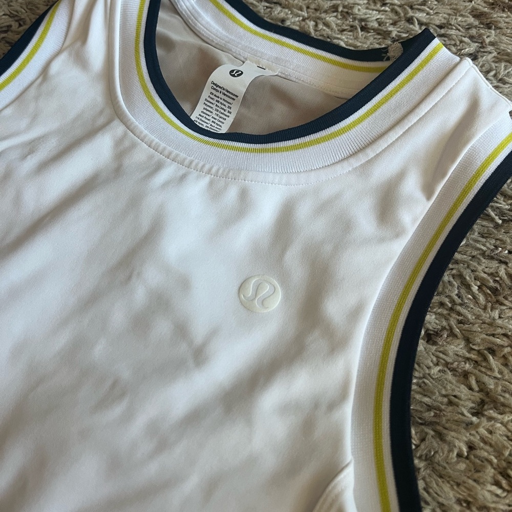 Lululemon Varsity Scoop-Neck Cropped Tennis Tank Top - Picture 4 of 7